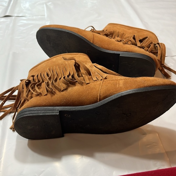 BROWN faux SUEDE FRINGE ANKLE BOOTS Blue Suede Shoes size 7 pull on boots womens - Picture 2 of 11